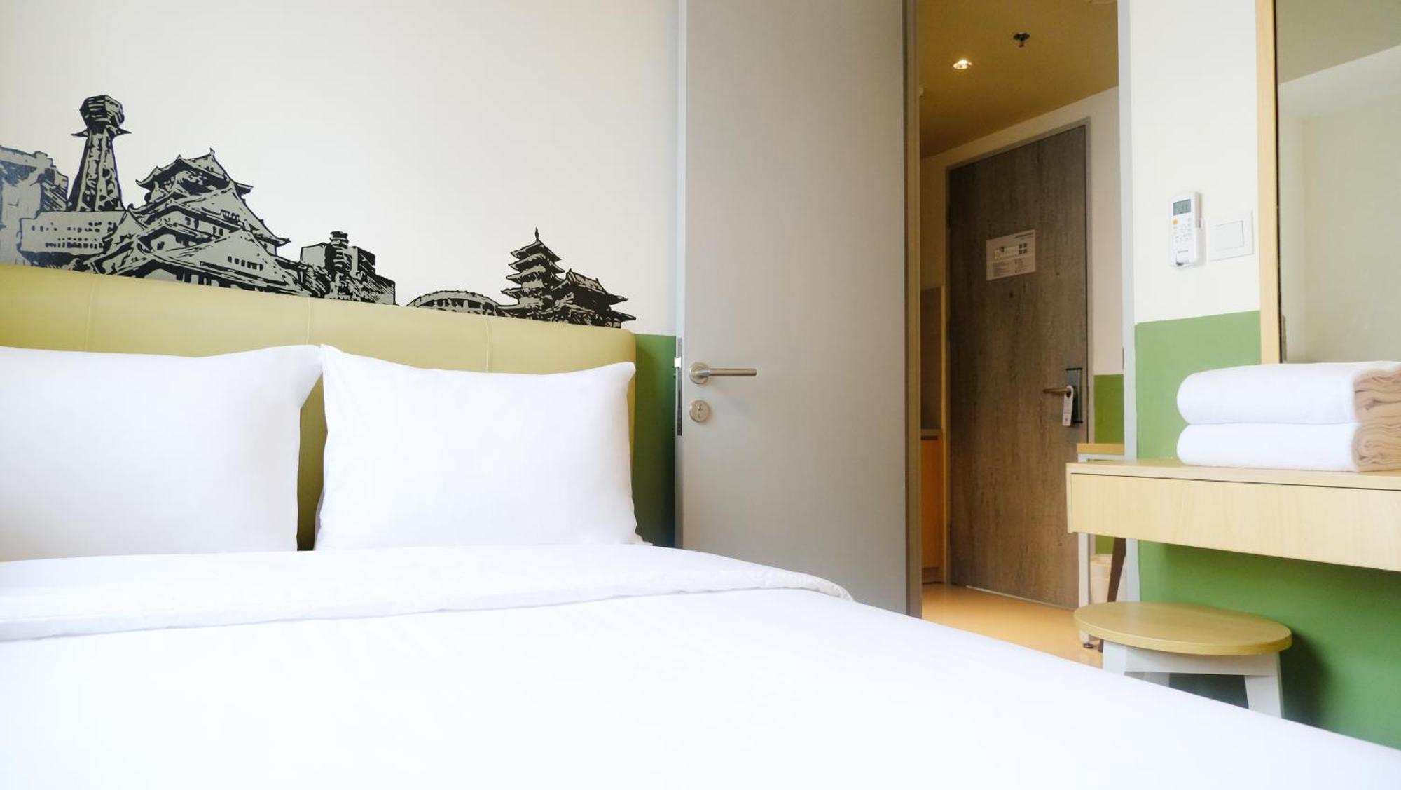 Hotel Osaka Pik2 Tangerang Eksteriør billede
