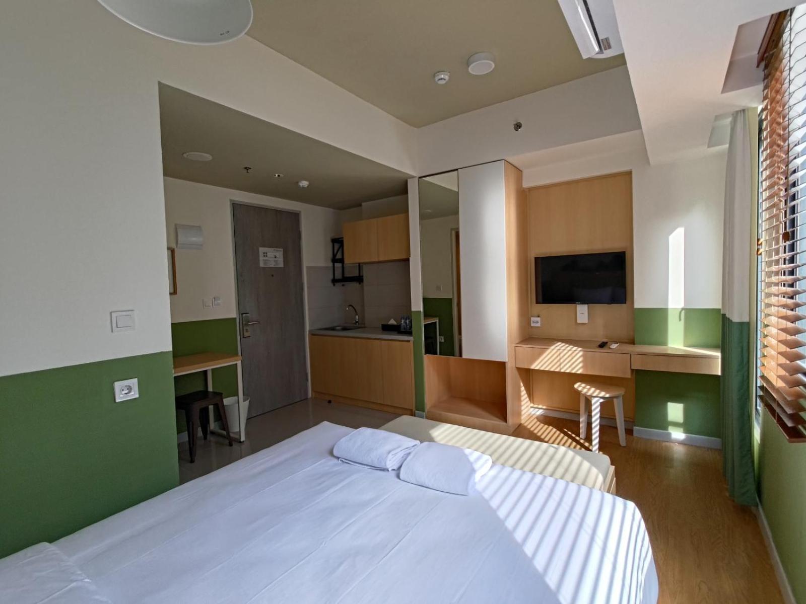Hotel Osaka Pik2 Tangerang Eksteriør billede